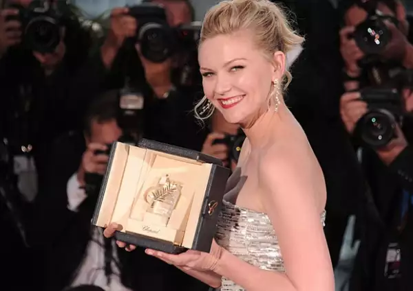 Kirsten Dunst agradeció el reconocimiento.