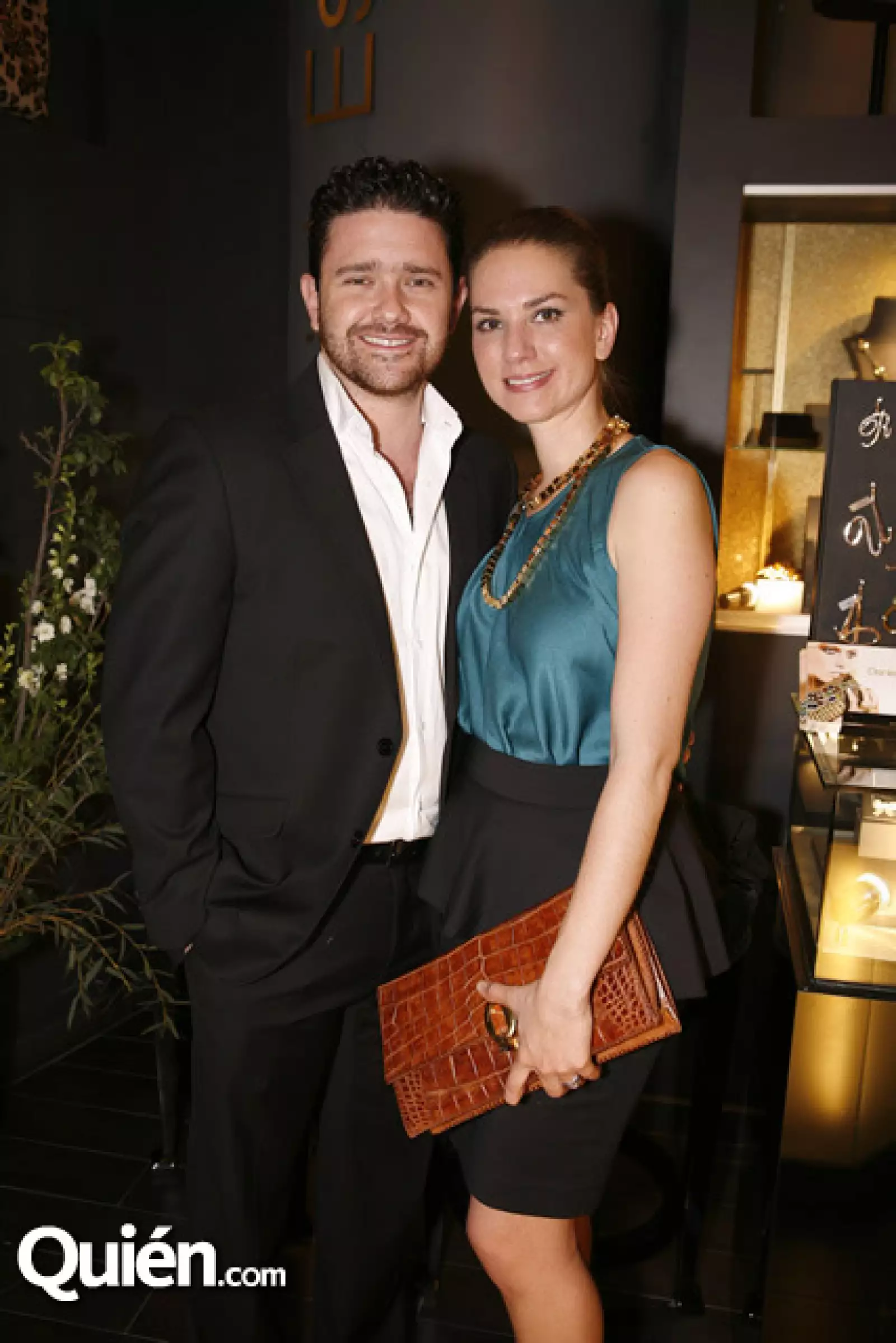Manuel Ampudia,Rebeca Piccini