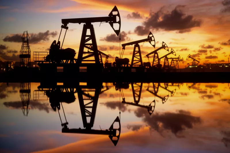 Fracking también debería contemplar extracción de crudo
