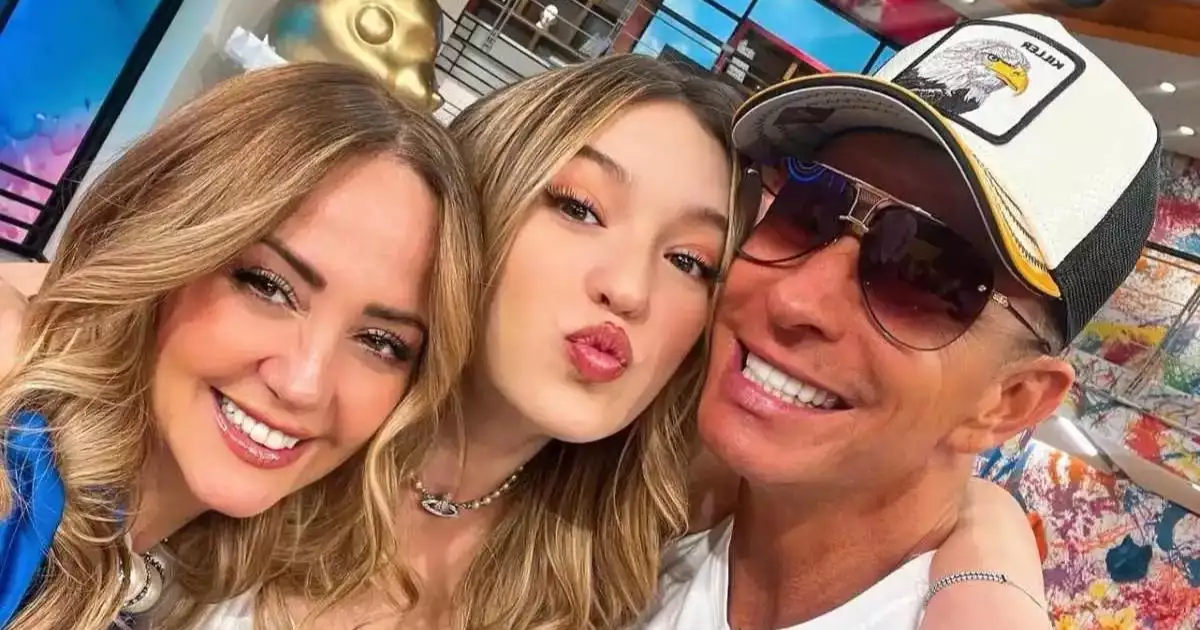 Andrea Legarreta, Mía Rubín y Erik Rubín