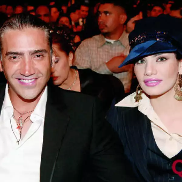 Alejandro Fernández, Ayari Ayala