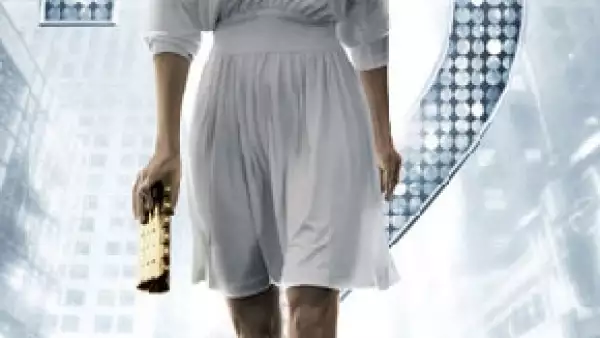 Patricia Field, diseñará la botella denominada "Skyy Vodka sex and the city 2", que estará disponible en las tiendas de todo el mundo.