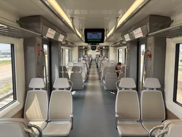 Tren-al-AIFA-mueve-mas-vecinos-que-viajeros-rumbo-al-aeropuerto 