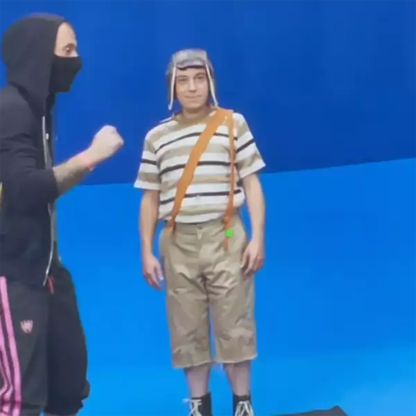 Juan Frese caracterizado como 'El Chavo'