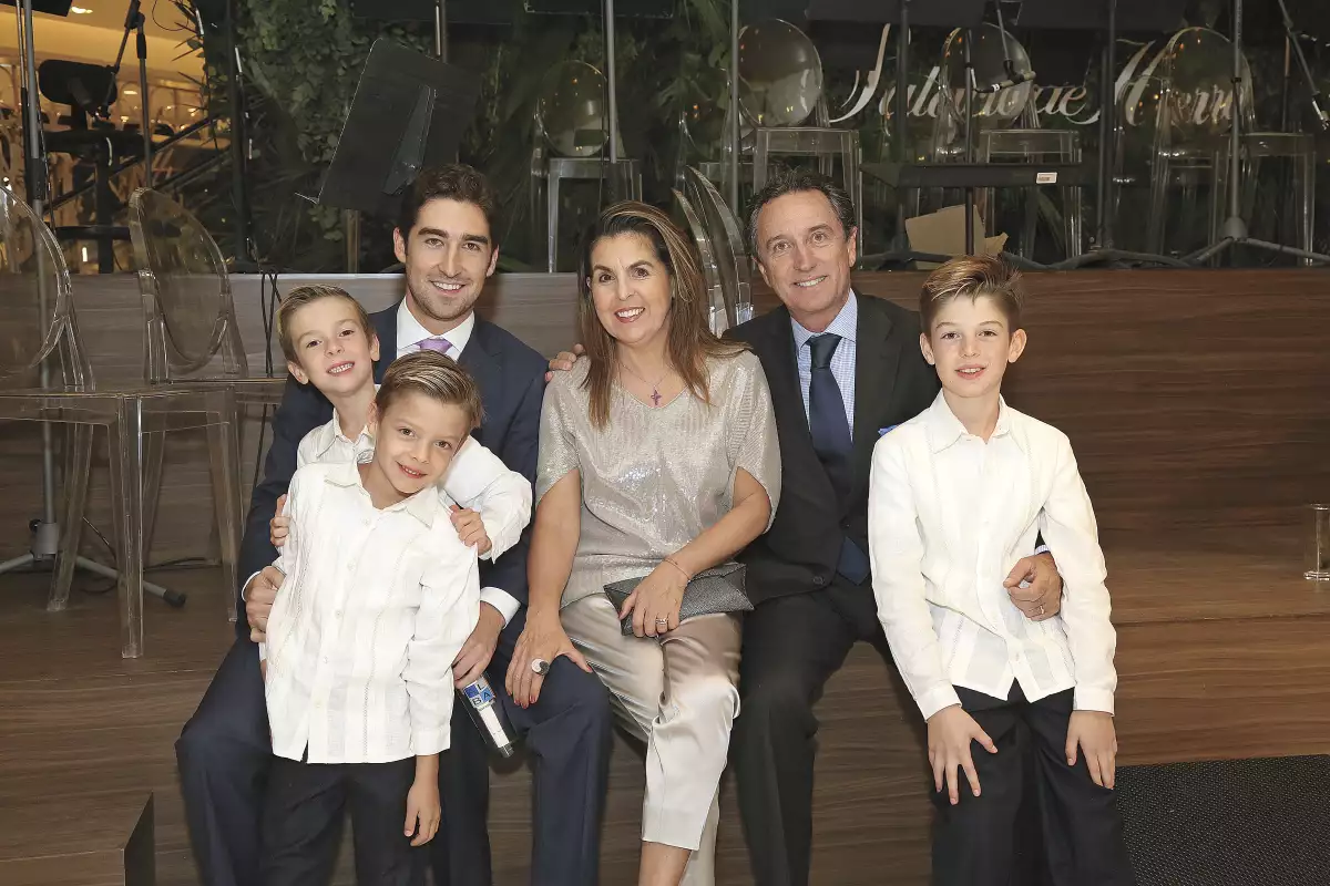 High-Quality Everything To Know About Emma Watson's Rumored Billionaire Boyfriend, Gonzalo Hevia Baillères Picture Photography High-Quality Everything To Know About Emma Watson's Rumored Billionaire Boyfriend, Gonzalo Hevia Baillères Picture Photography