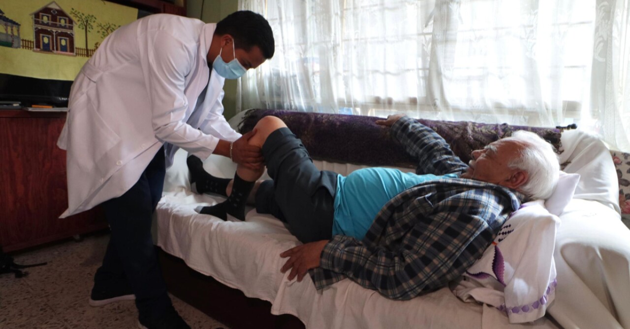 Convocatoria de Salud casa por casa para médicos y enfermeras: estos son los requisitos