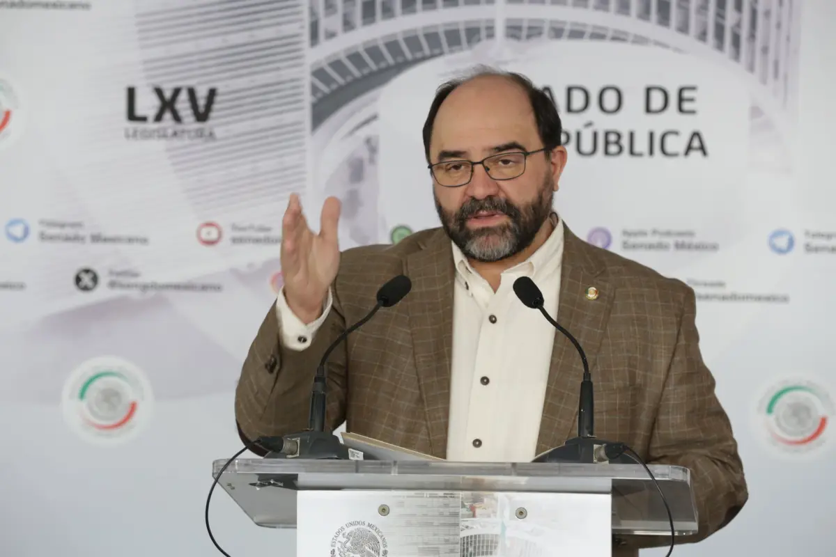 alvarez-icaza.jpg
