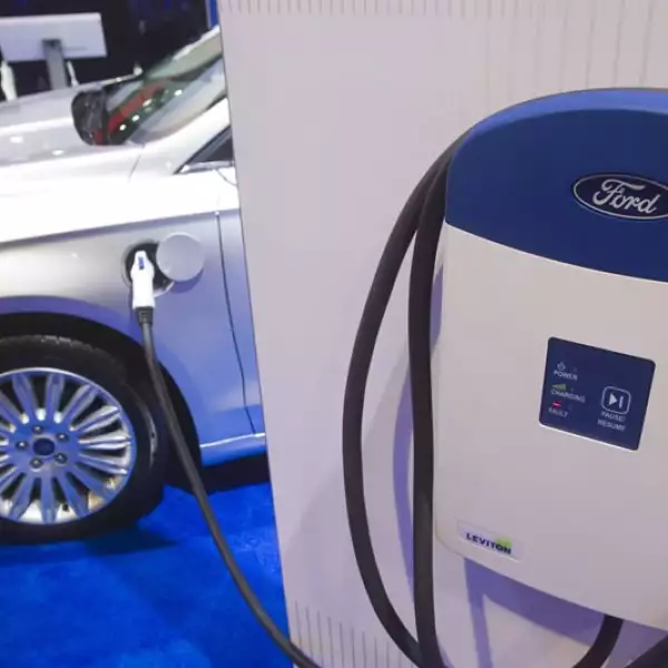 innovacion, ces, inventos, teclado, brazalete, drones, despertador, automovil, ford