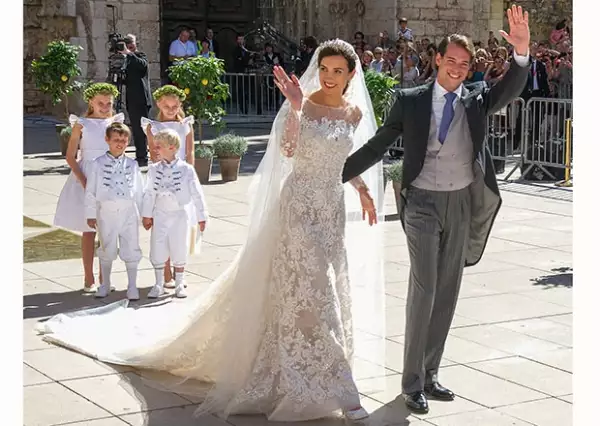 Claire Lademacher y el Príncipe Félix de Luxemburgo se dieron nuevamente el `sí´en una ceremonia religiosa al sur de Francia.