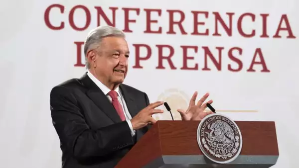AMLO-251122.jpeg
