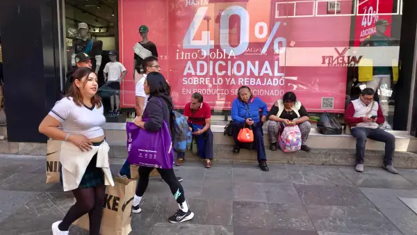 Consumidores aprovechan descuentos por Buen Fin
