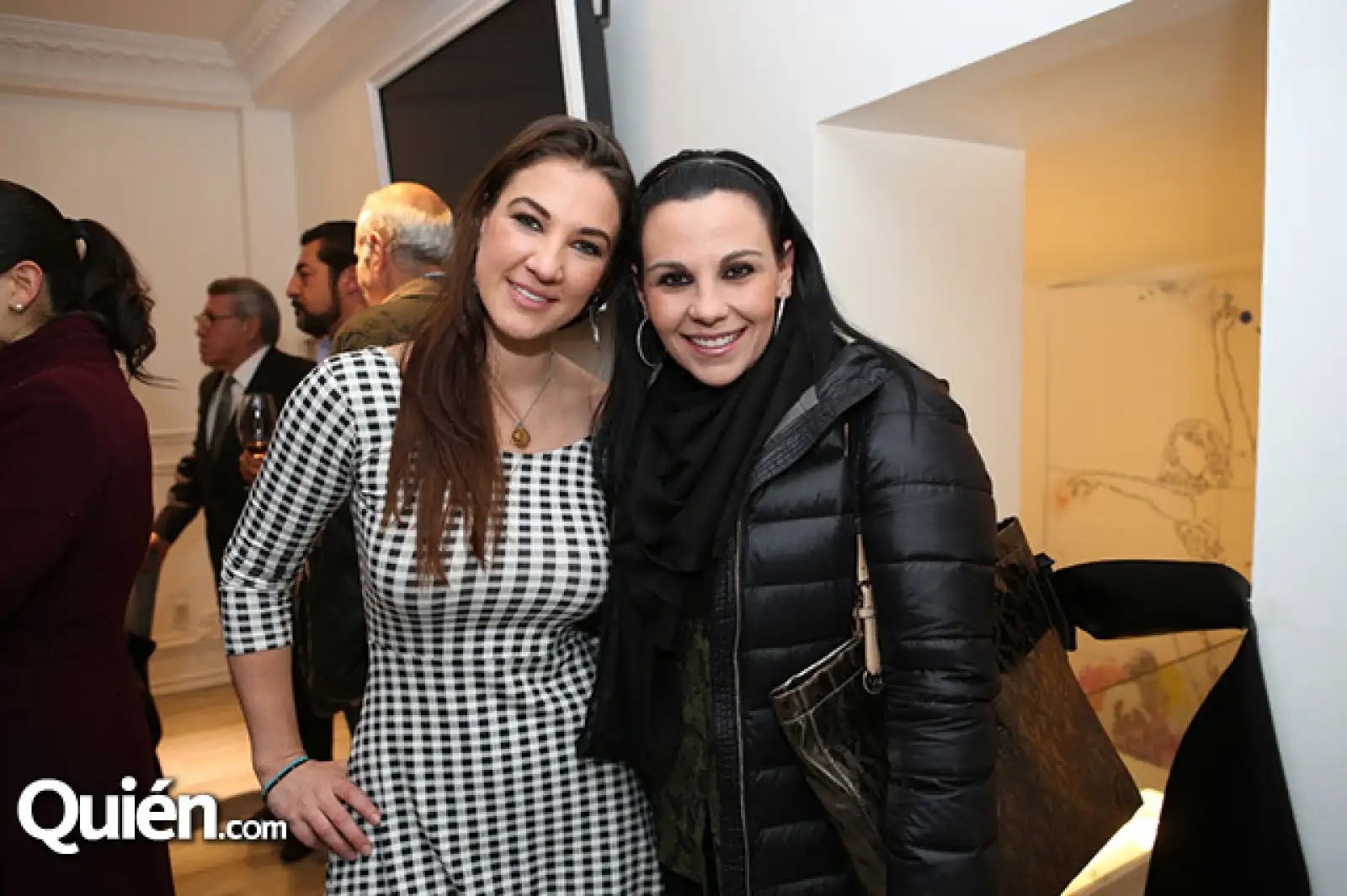 Elizabeth Sánchez y Lucy Jessurun