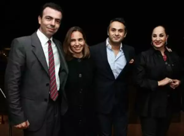 Susana Dosamantes acompañó a su hijo.