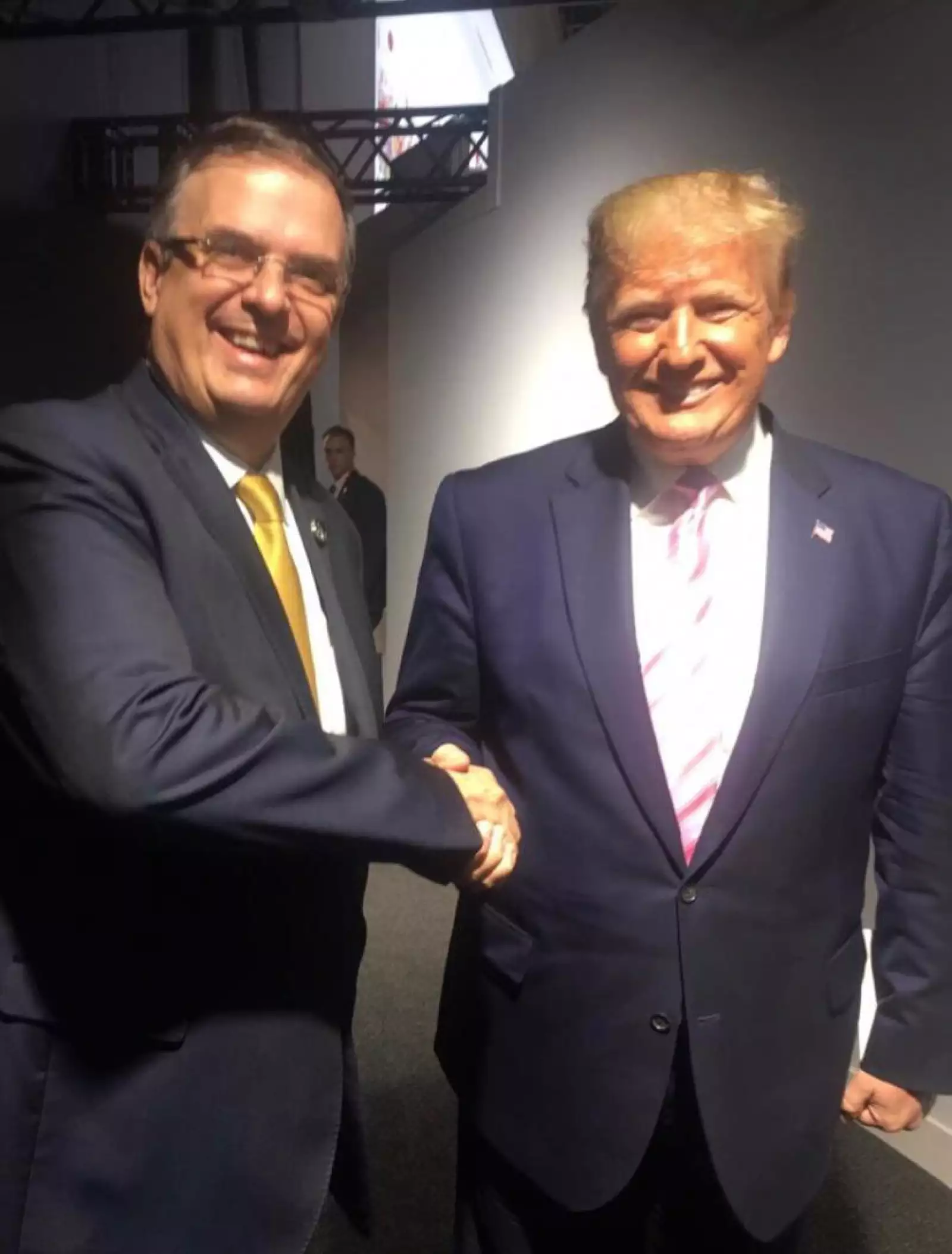 Ebrard Trump