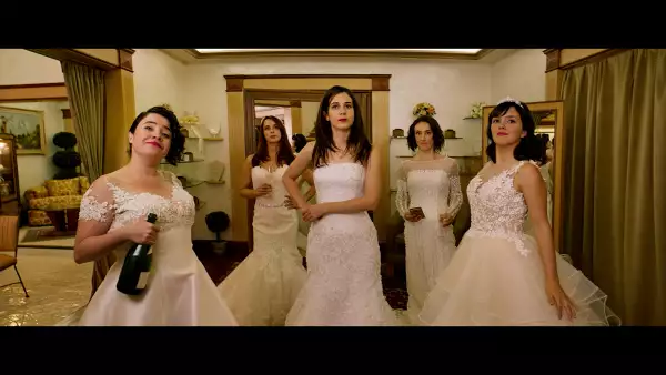 Cassandra Ciangherotti y el resto de las protagonistas de la película