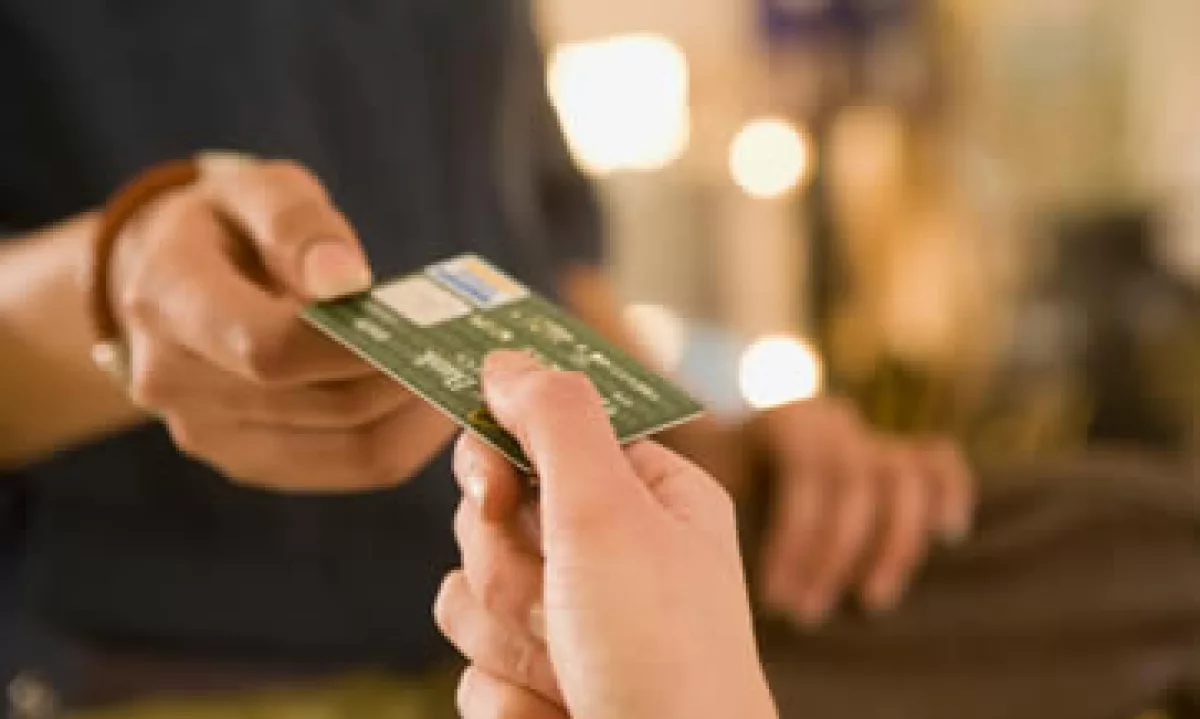 American Express reportó una utilidad por acción de 1.25 dólares. (Foto: Getty Images)