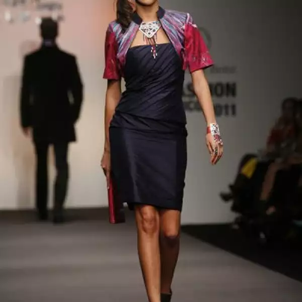 Desfile Pineda Covalin