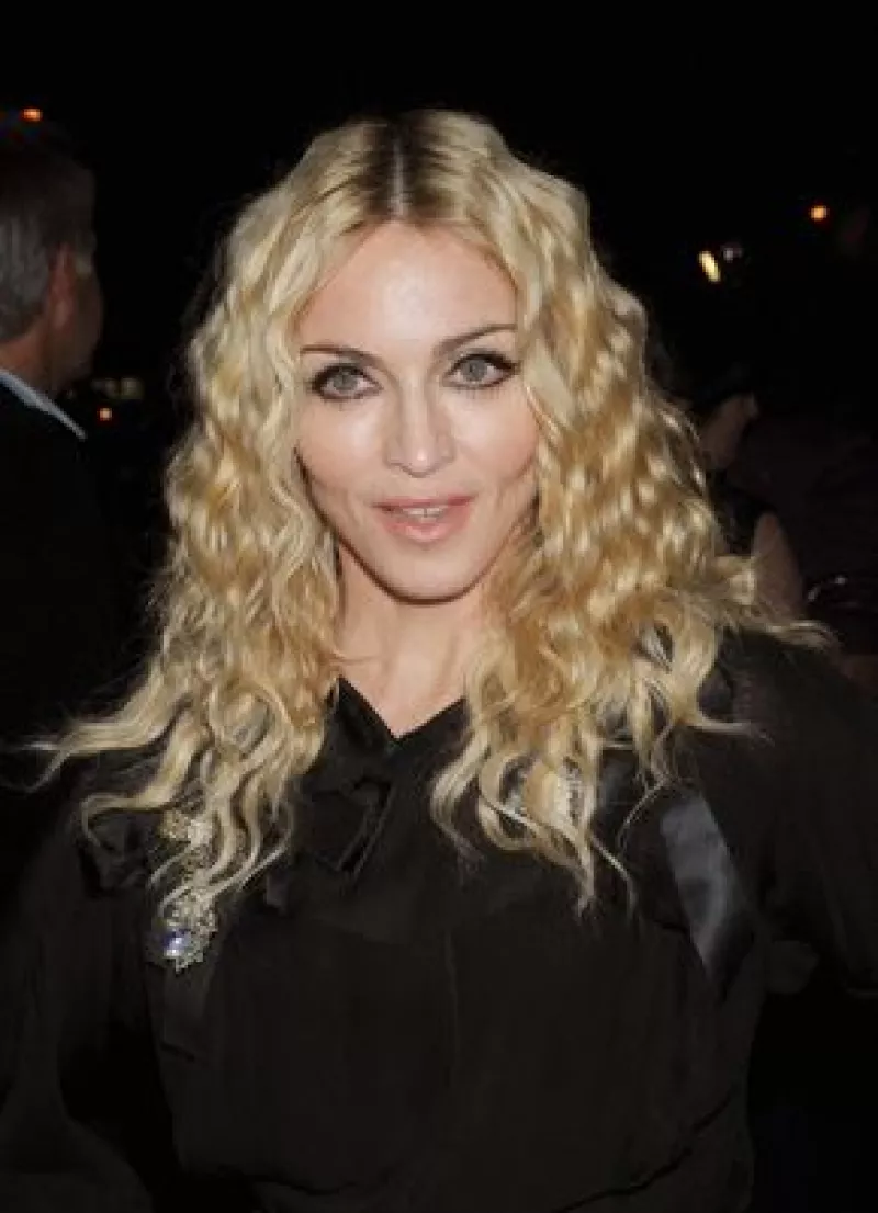 A pesar de las malas críticas de su ópera prima, la cantante insiste en ser directora de cine. ¿Tendrá planeado algún duelo con su ex marido?