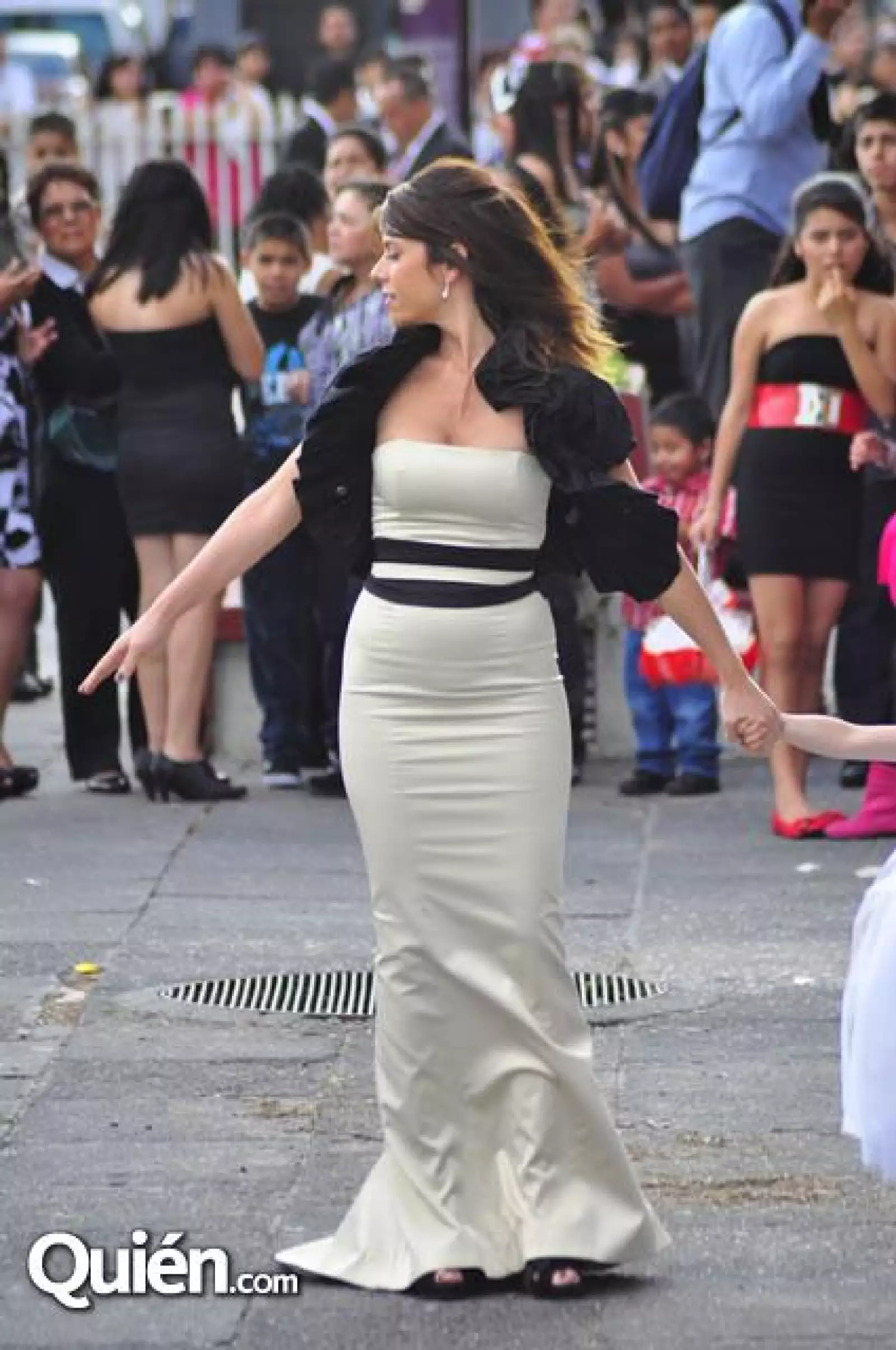 Maky Soler con sus hijas