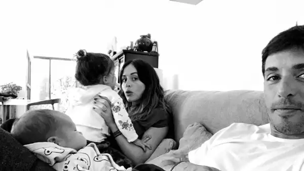 Zuria Vega y Alberto Guerra