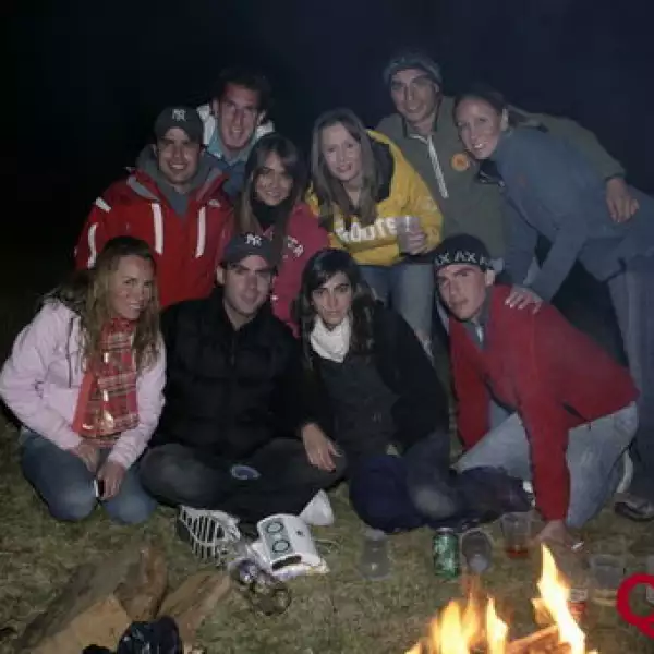 Simón Atri, Iván Fuentes, Tito Isaac, Susana Castañeda, Nuria Díaz, Hensy Morris, Mónica Ruiz, Enrique Acevedo, Adma Kawage, Adma Kawage, Julio Azcárraga