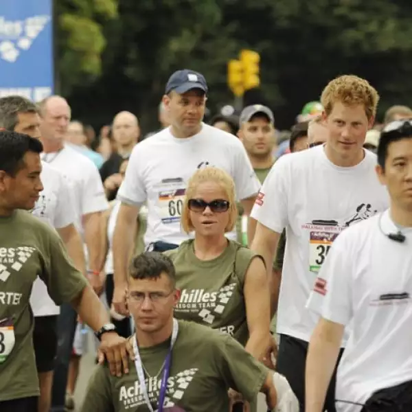 Esta fundación ayuda a niños necesitados de Lesotho en su lucha contra el VIH, Sida.