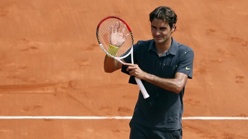 Roger Federer avanza en el abierto de Francia