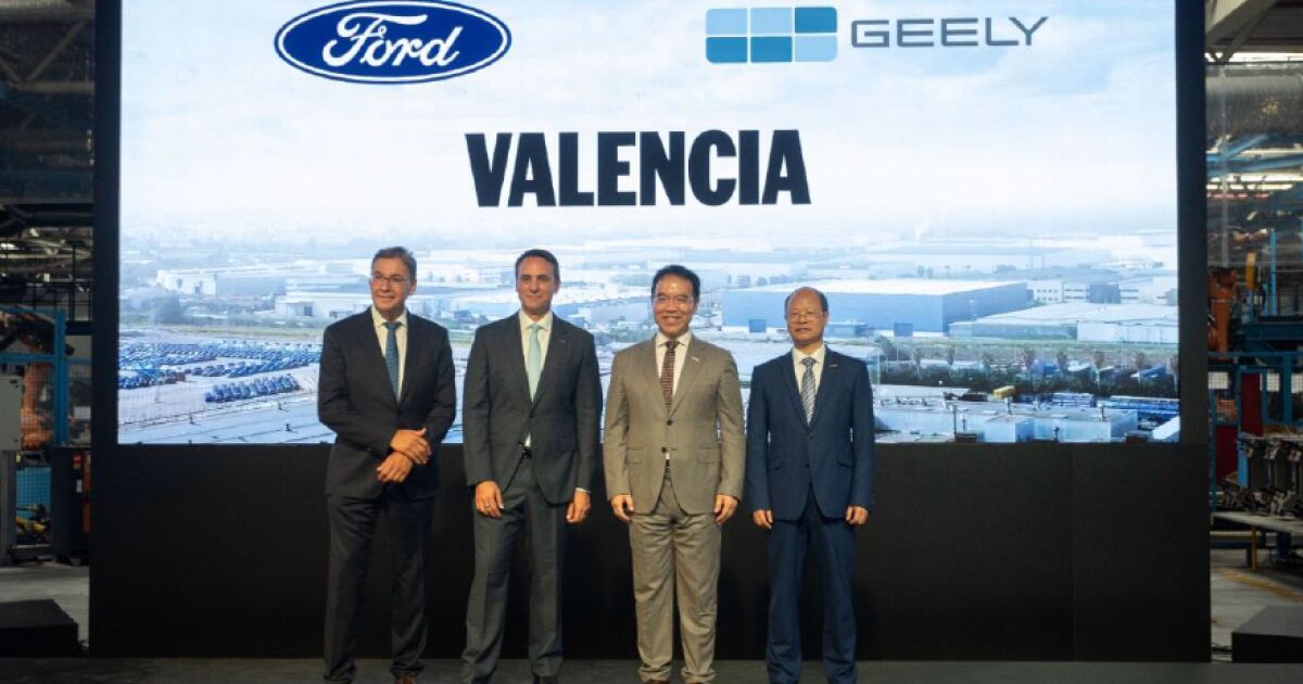 AUTOS CHINOS INVADEN EUROPA: FORD, NISSAN Y RENAULT LES ABREN SUS FÁBRICAS