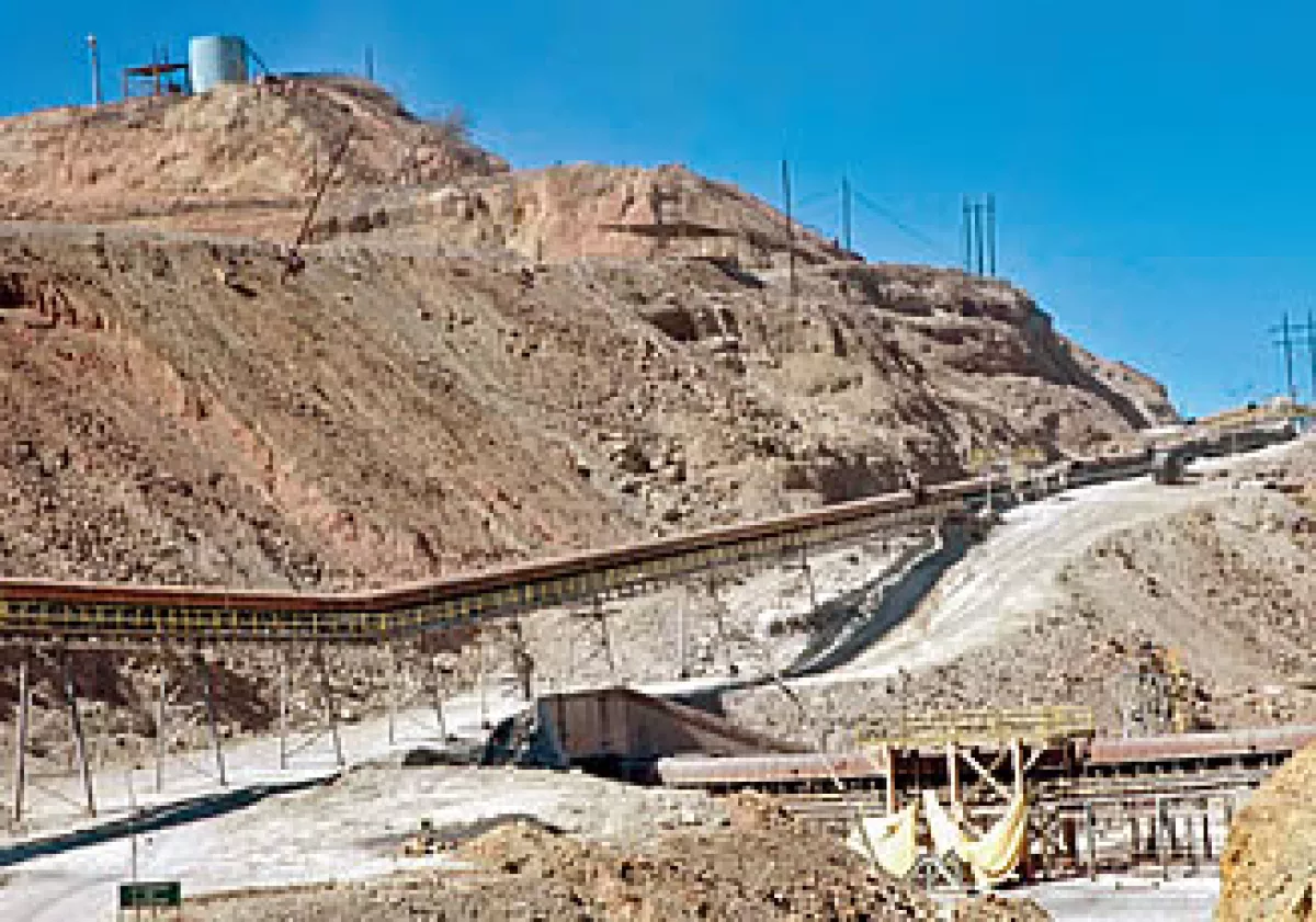 Grupo México saldrá de la crisis como una de las mineras más solidas de América Latina, estiman analistas. (Foto: Bloomberg News)