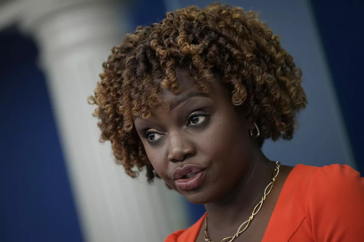 La secretaria de prensa de la Casa Blanca, Karine Jean-Pierre