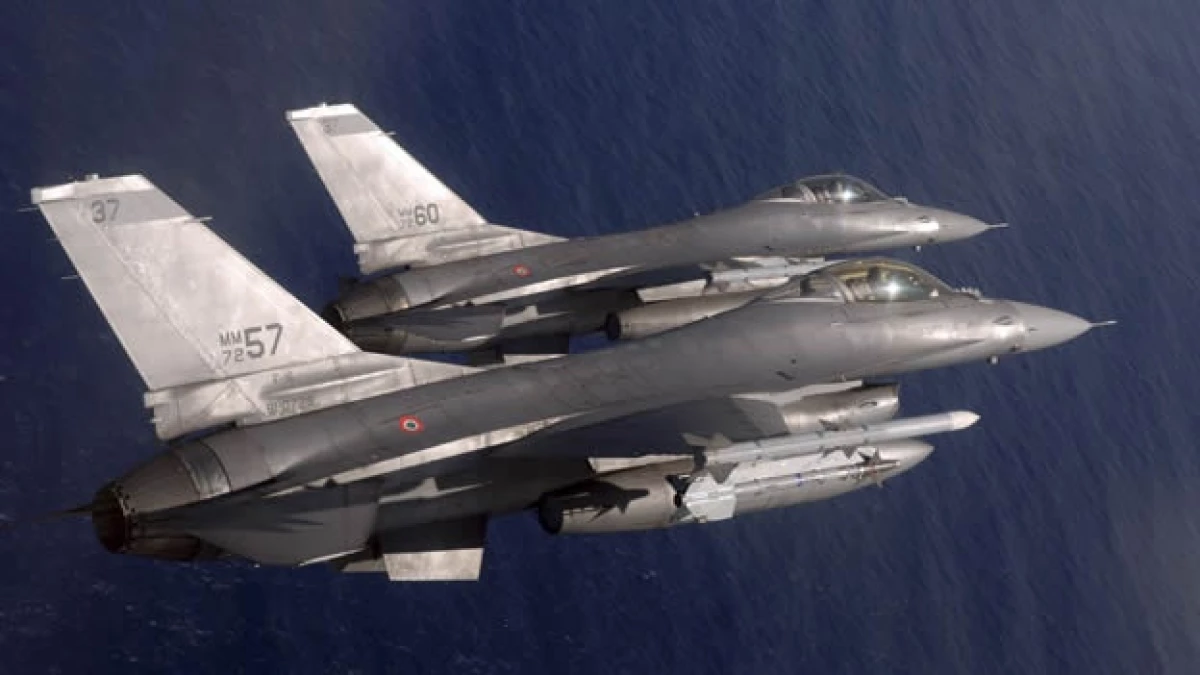 aviones de la fuerza aerea itailana