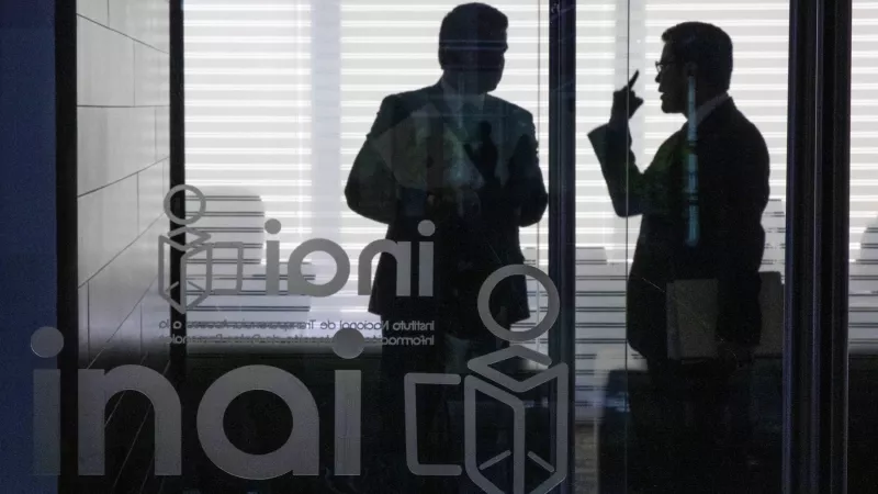 Desaparición de organismos autónomos deja en incertidumbre a más de 4,000 trabajadores