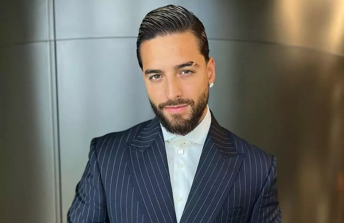 maluma-usa-saco-con-short.jpg