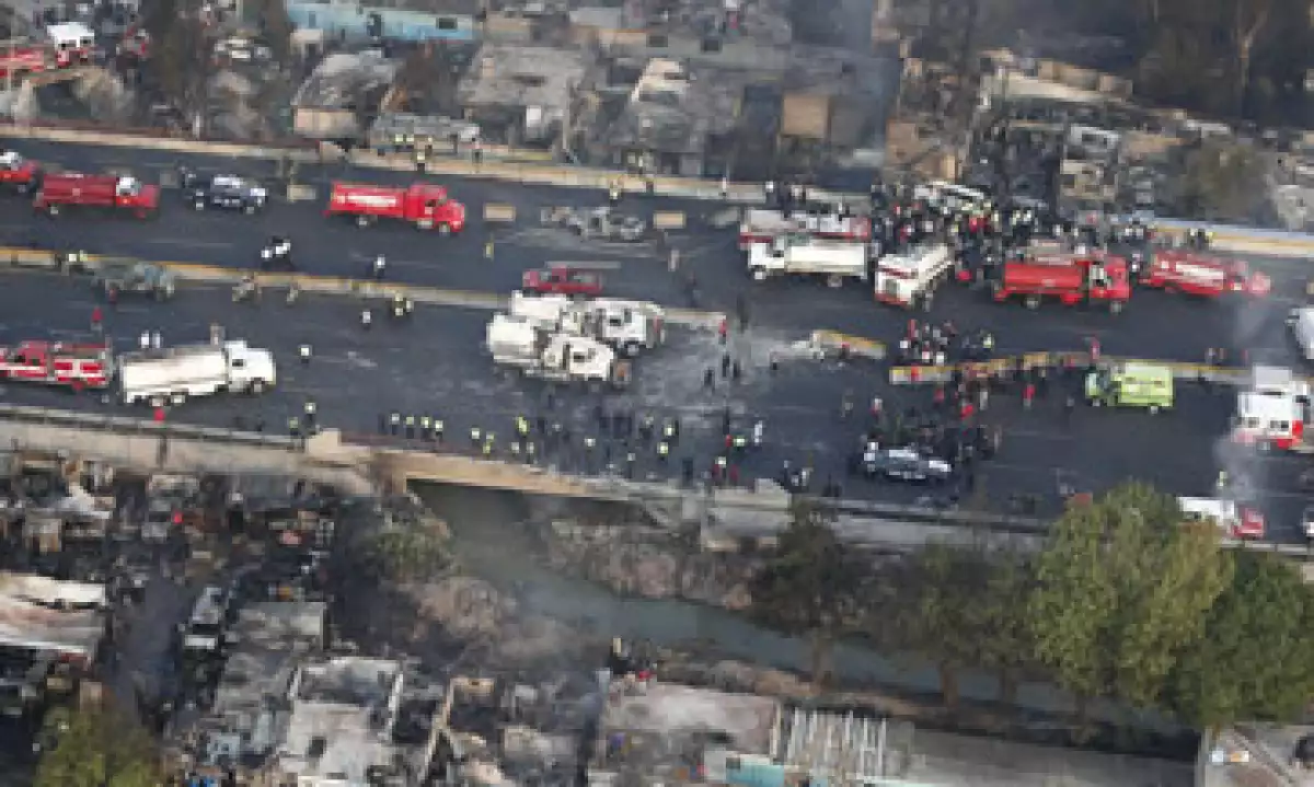 Se analizará cuáles deben ser los términos de la normatividad que permite la circulación hasta este momento de vehículos pesados en las carreteras. (Foto: AP)