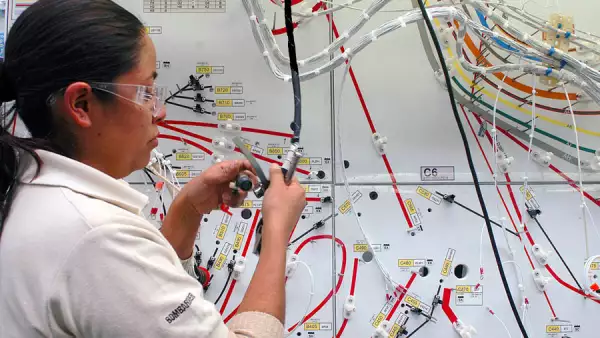 La capacitaci�n es una constante y para todos los trabajadores en Bombardier