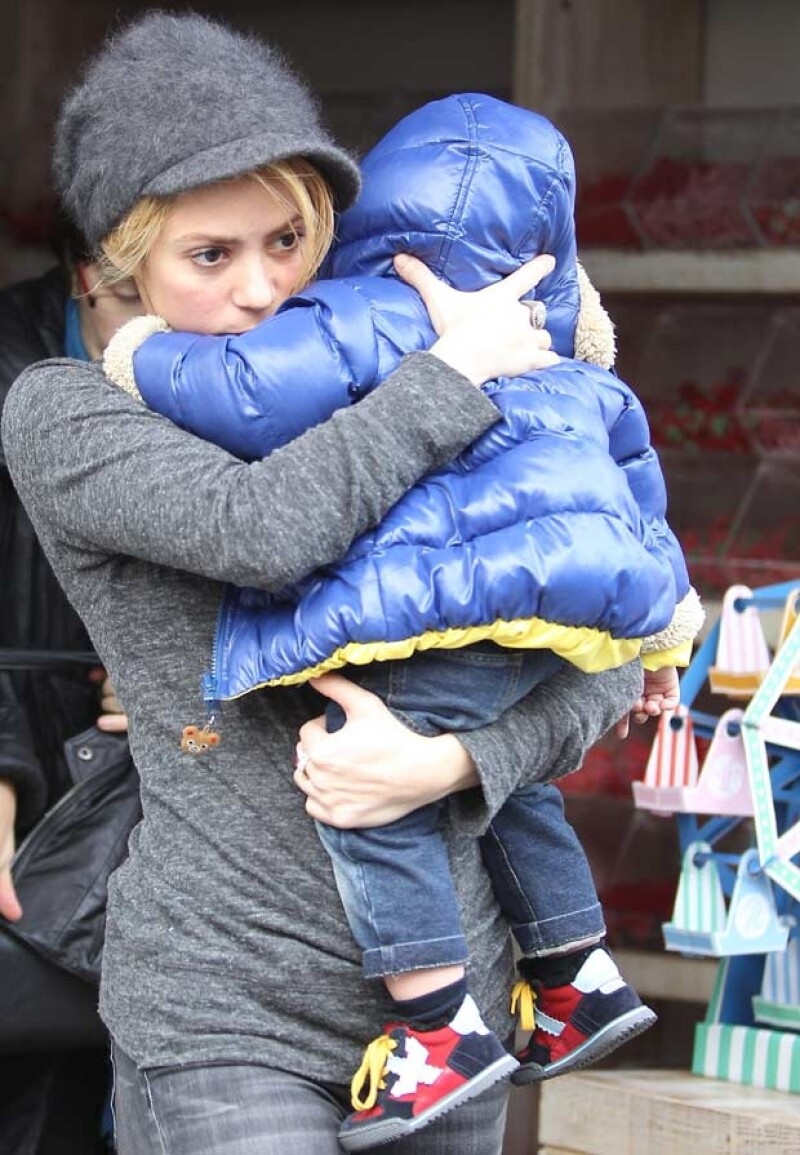 La cantante llevó al pequeño Milan de candy shopping.