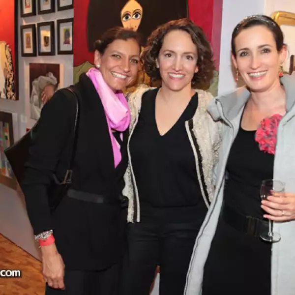 Cristina Olea,Ximena Guerrero,Michelle Woodblidge