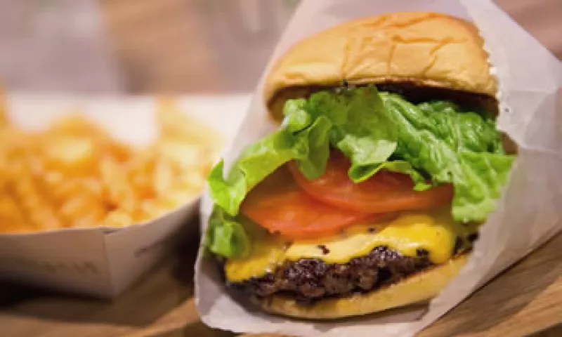 Quienes llevaron una dieta de alimentos procesados presentaron más riesgos de muerte. (Foto: Getty Images)