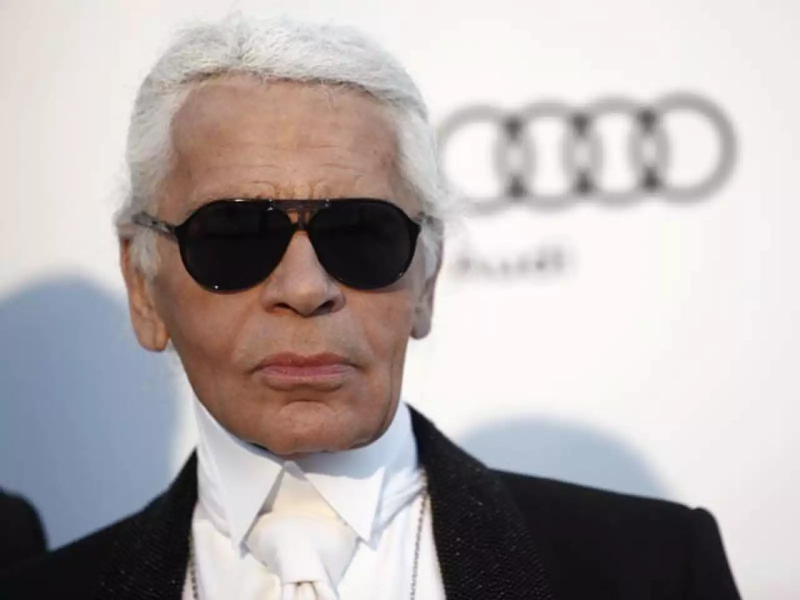Karl Lagerfeld.