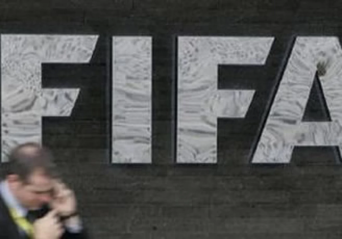 La organización mundial de futbol intentó sobornar al propio Triesman a cambio de votos para la candidatura. (Foto: Reuters)