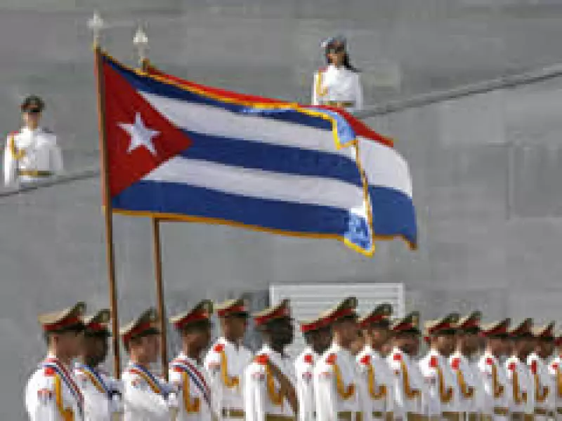 El acuerdo que podría significar el retorno de la isla a la OEA. (Foto: Reuters)