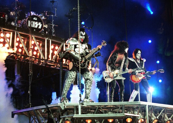Kiss