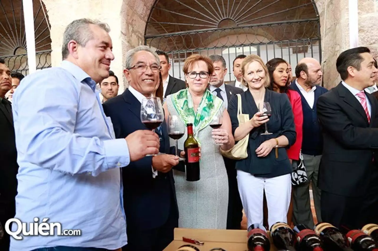 Salvador Jara,Catherine Ettinger y Sonja Hyland