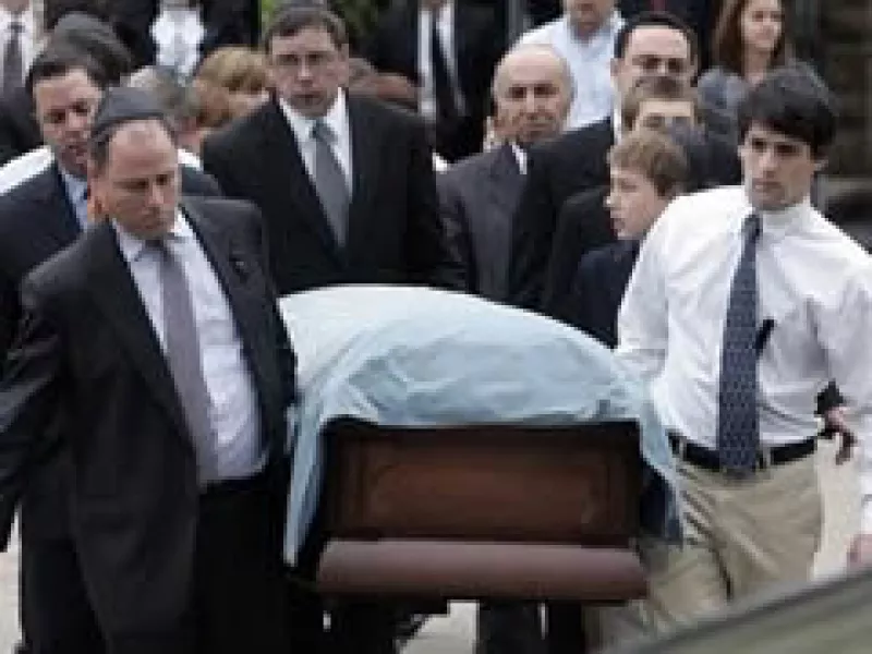 La gente busca economizar en el costo de los funerales.  (Foto: AP)