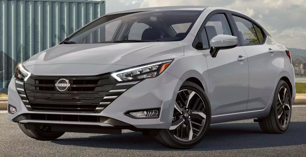 Nissan Versa 2023.jpg