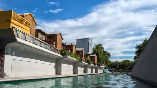 Paseo Santa Lucía, Monterrey, Norte