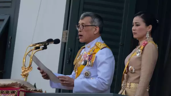 Rey de Tailandia, Maha Vajiralongkorn, y la reina Suthida