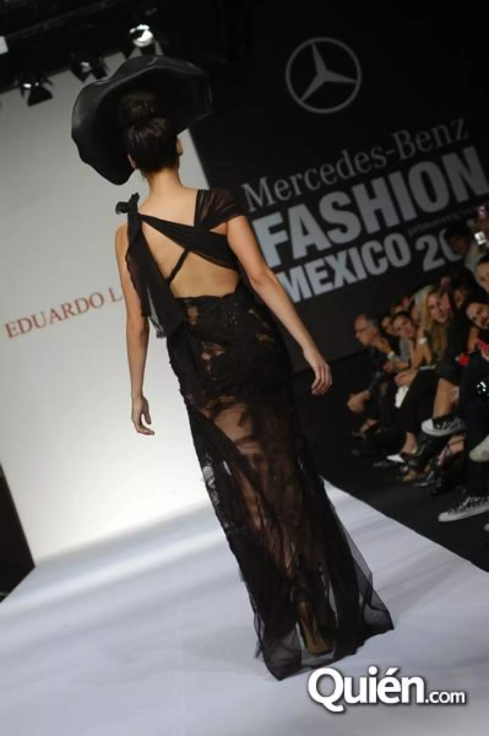 MBF Pasarela Eduardo Lucero