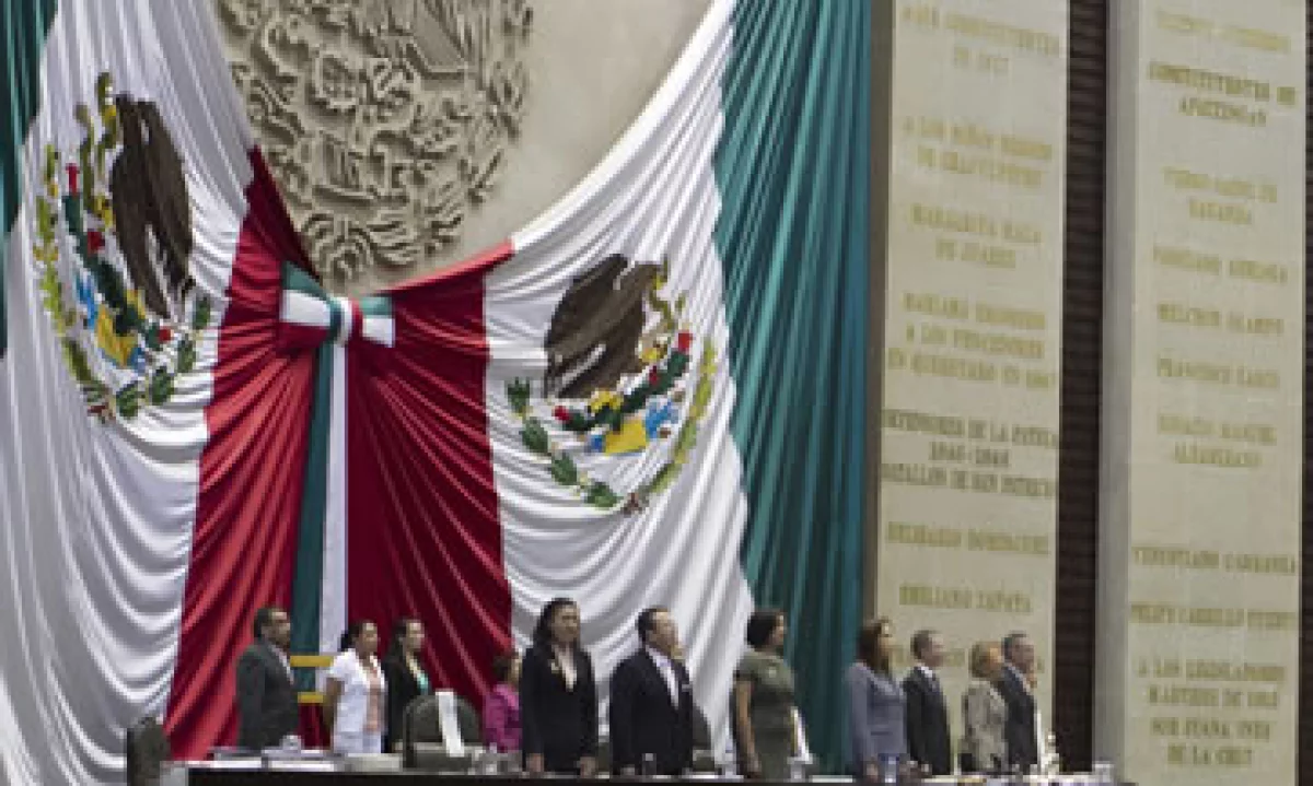 Los diputados se reunirán este viernes para discutir la Ley de Ingresos. (Foto: Notimex)