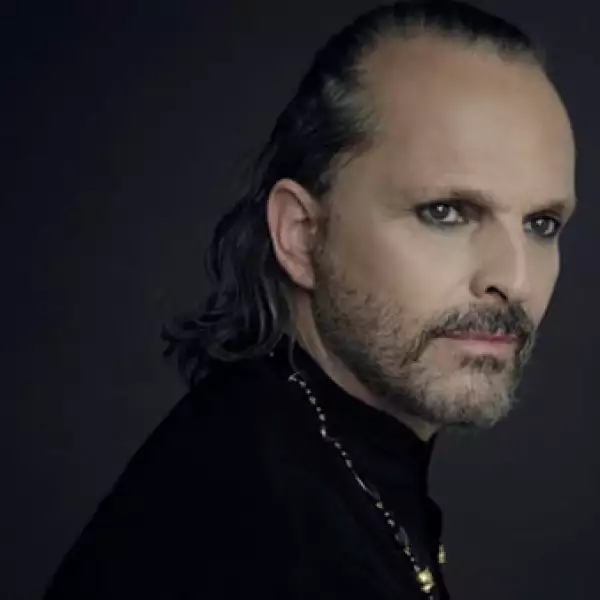 En 2014 adoptó este look para su vigésimo primer disco titulado `Amo´.
